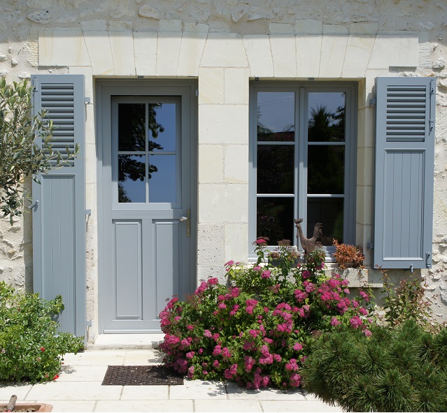 Photo de VOLETS A PANNEAUX